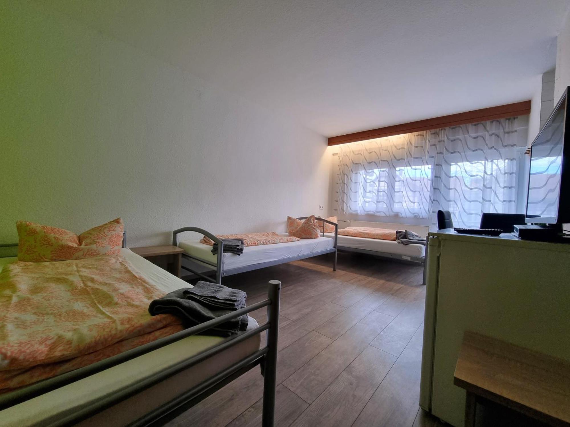 Monteurzimmer - Karlsbad Extérieur photo